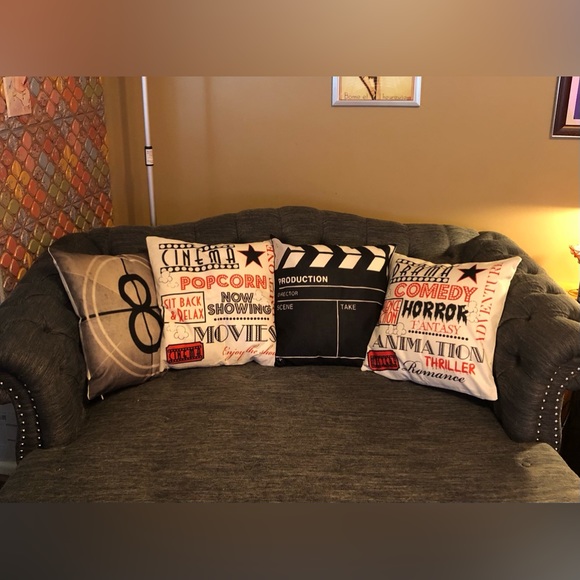 4 Pillows; Inserts Included; Decorative; Retro Movie Themed; Linen Blend; Zip - Picture 2 of 9